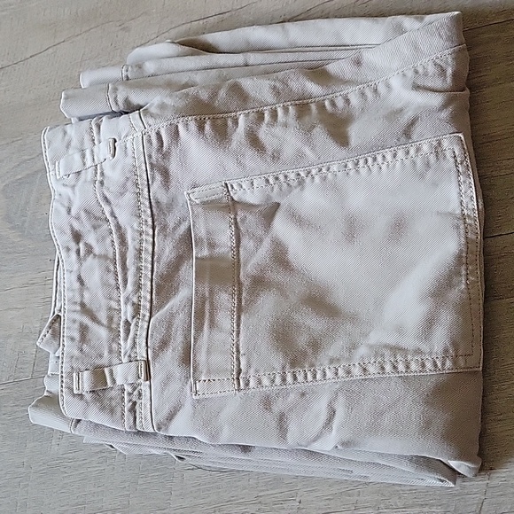 Gap khaki pants size 4 - Picture 1 of 9